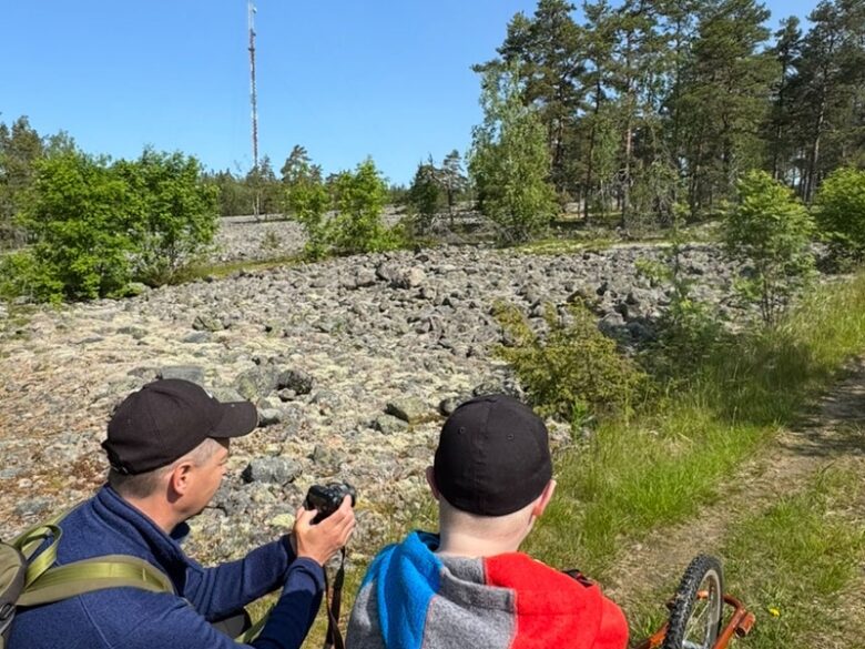 Pyhävuoren reitti on helppokulkuinen ja avustettuna kuljettavissa myös pyörätuolilla.